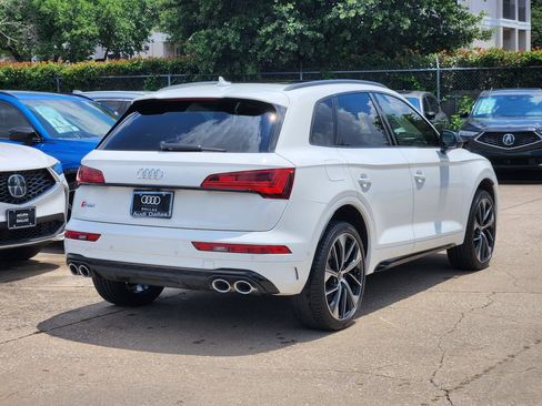 Used 2023 Audi SQ5 Prestige AWD/4WD image 11