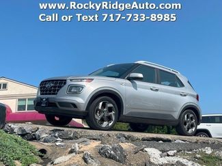 Used 2022 Hyundai Venue SEL image 1