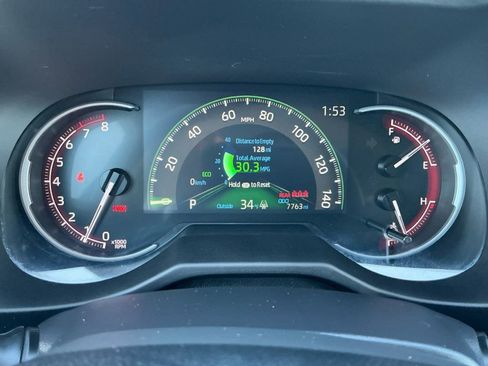 Used 2025 Toyota RAV4 LE image 21