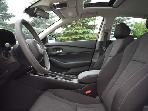 Used 2025 Honda Accord SE image 13