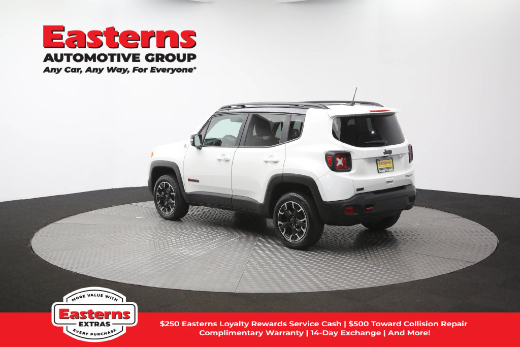 Used 2023 Jeep Renegade Trailhawk AWD/4WD image 65