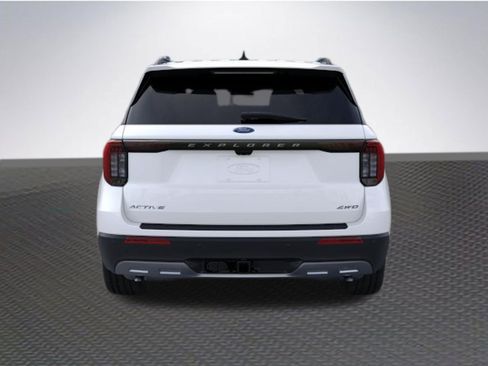 New 2026 Ford Explorer Active w/ Active Comfort Package AWD/4WD image 5