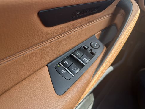 Used 2023 BMW 530i RWD image 19