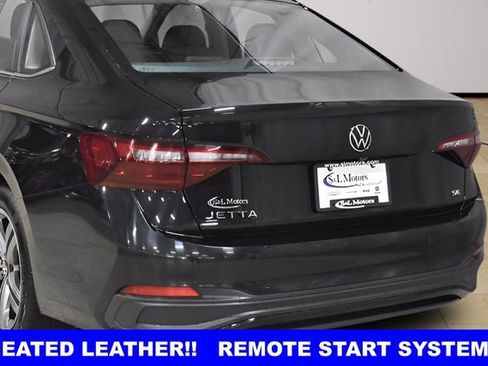 Used 2024 Volkswagen Jetta SE FWD image 32