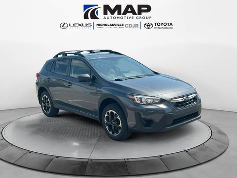 Used 2023 Subaru Crosstrek 2.0i image 7