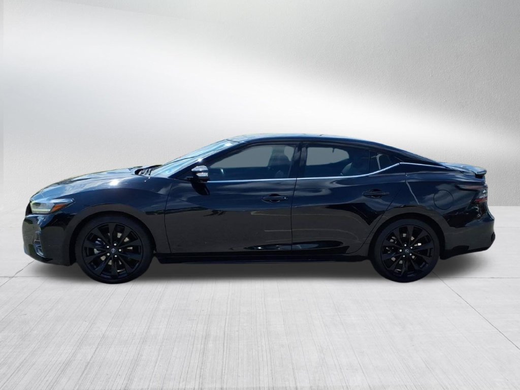 Used 2023 Nissan Maxima SR w/ Sport Mat Group FWD image 7
