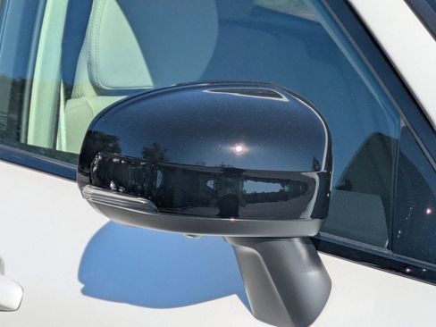 New 2026 Volvo XC60 T8 Ultra w/ Protection Package Premier AWD/4WD image 12