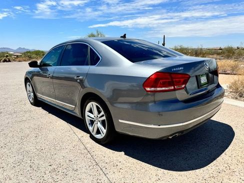 Used 2014 Volkswagen Passat TDI SE image 7
