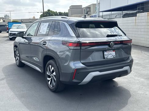 Certified 2025 Volkswagen Tiguan S FWD image 3