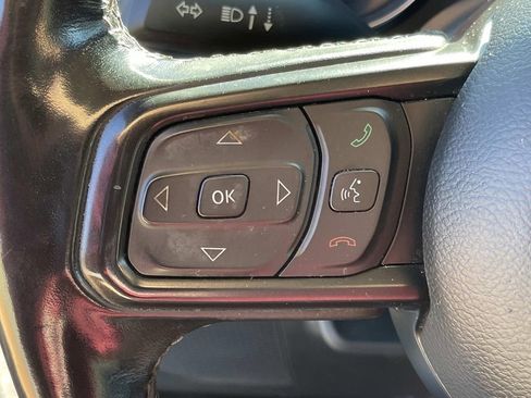 Used 2021 Jeep Gladiator Willys image 27