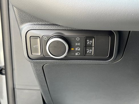 New 2026 Ford Explorer Active image 16