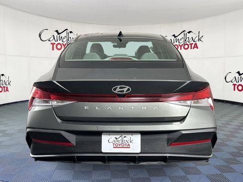 Used 2024 Hyundai Elantra SEL image 7