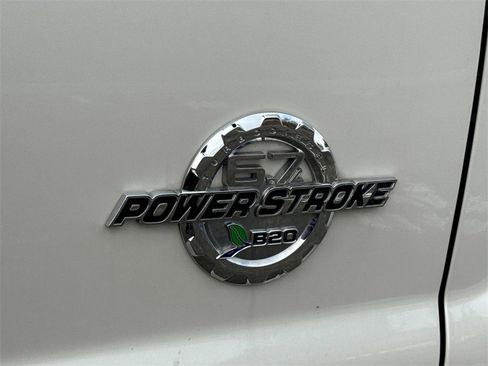 Used 2016 Ford F250 Platinum w/ FX4 Off-Road Package image 26