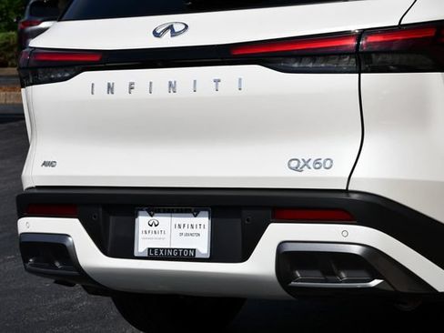Used 2025 INFINITI QX60 Sensory w/ Vision Package AWD/4WD image 31