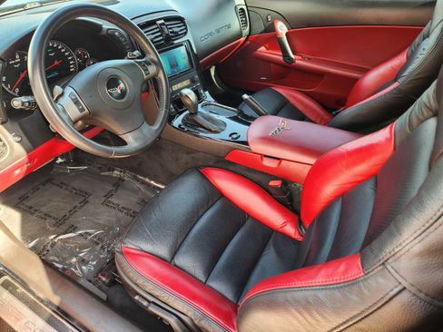 Used 2009 Chevrolet Corvette Coupe w/ Preferred Equipment Group RWD image 8
