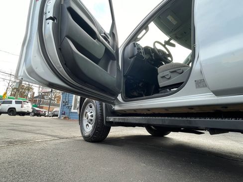 Used 2015 Chevrolet Silverado 2500 W/T w/ Snow Plow Prep Package image 28