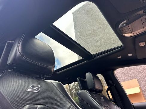 Used 2019 Chrysler Pacifica Limited w/ Advanced Safetytec Group FWD image 21
