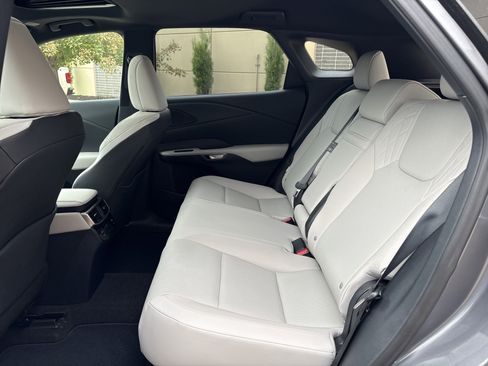 Used 2023 Lexus RX 350 Premium w/ Accessory Package image 34