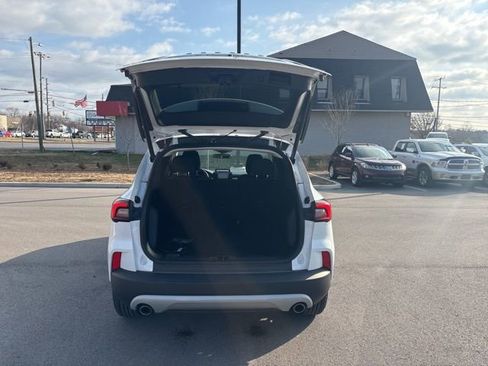 Used 2023 Ford Escape Active image 11