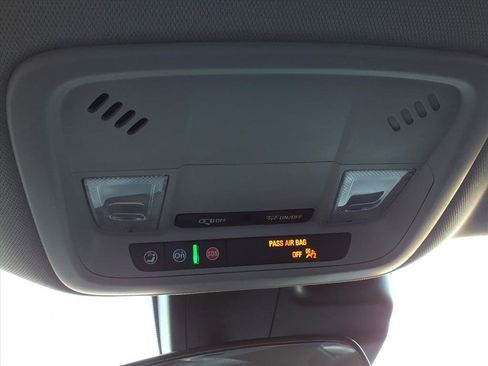 Used 2024 Chevrolet Malibu LT FWD image 17