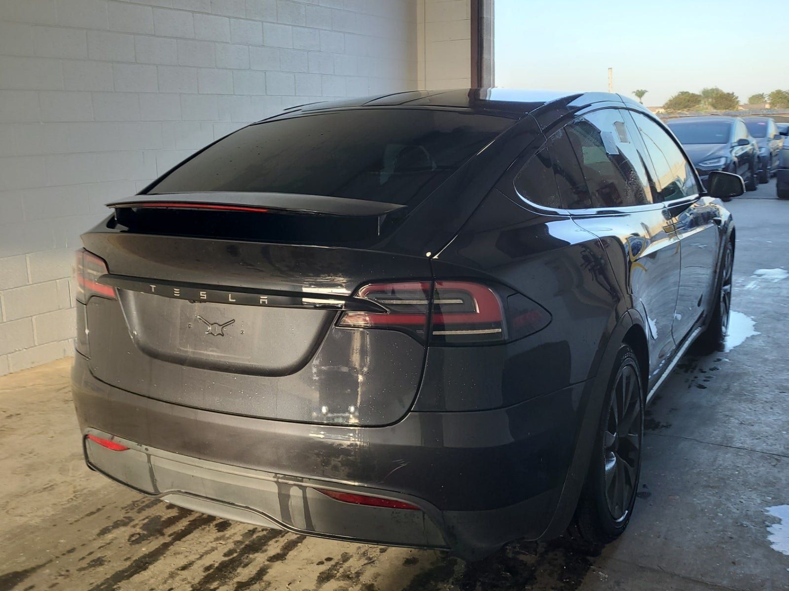 Used 2023 Tesla Model X AWD/4WD image 2