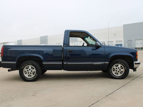 Used 1995 GMC Sierra 1500 2WD Regular Cab image 18