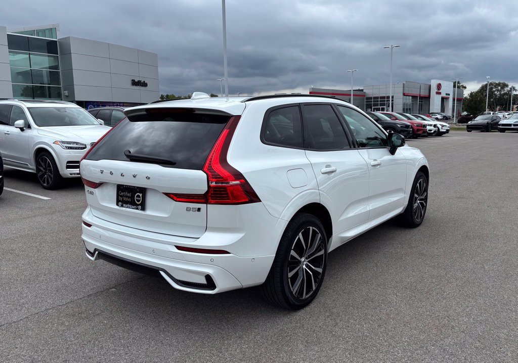 Certified 2024 Volvo XC60 B5 Plus w/ Climate Package AWD/4WD image 36