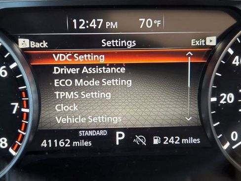 Certified 2025 Nissan Pathfinder S image 27