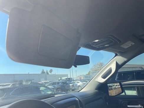 Used 2019 Chevrolet Silverado 1500 Custom Trail Boss w/ Custom Convenience Package image 17