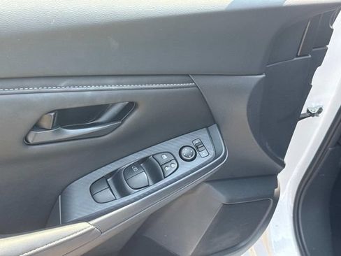 Certified 2025 Nissan Sentra S FWD image 20