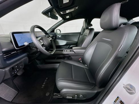 Used 2024 Hyundai Ioniq 6 SEL image 13