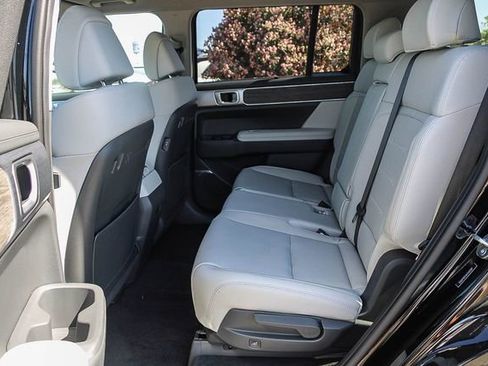New 2026 Hyundai Santa Fe Limited AWD/4WD image 23