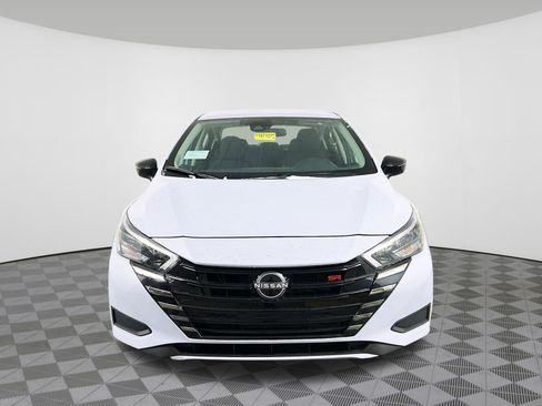 New 2025 Nissan Versa SR w/ Trunk Package FWD image 25
