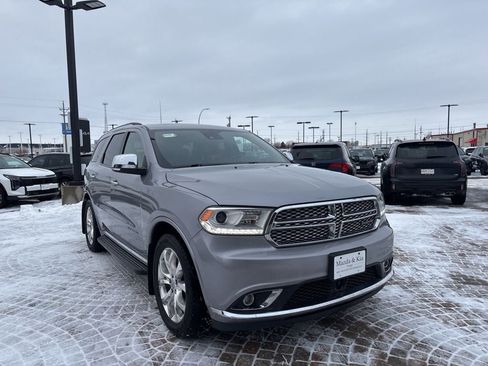 Used 2016 Dodge Durango Citadel w/ Premium Entertainment Group image 3
