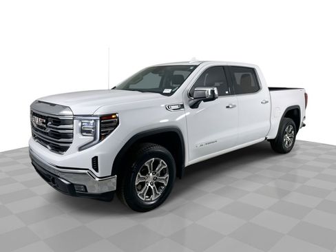Used 2025 GMC Sierra 1500 SLT image 1