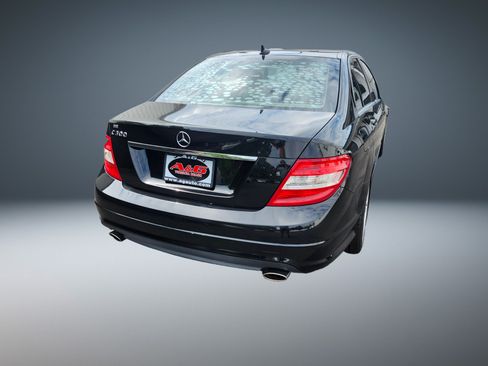 Used 2011 Mercedes-Benz C 300 Sedan image 3
