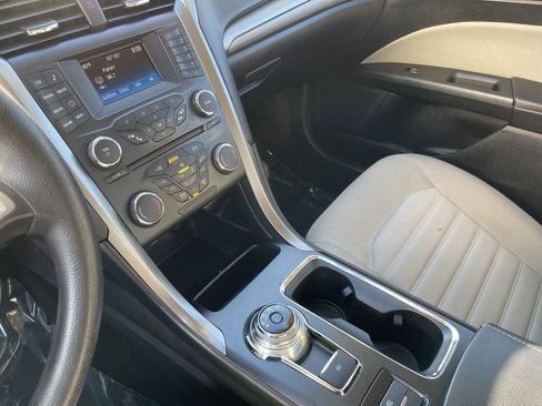 Used 2018 Ford Fusion S image 20