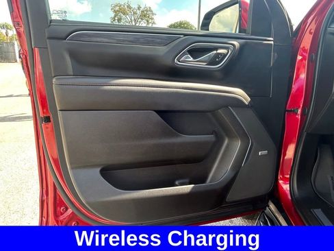 Used 2023 GMC Yukon XL SLT image 42