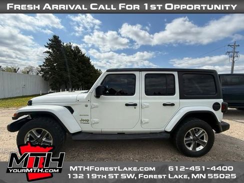 Used 2019 Jeep Wrangler Unlimited Sahara AWD/4WD image 1