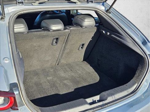 Used 2019 MAZDA MAZDA3 Hatchback w/ Premium Package image 17