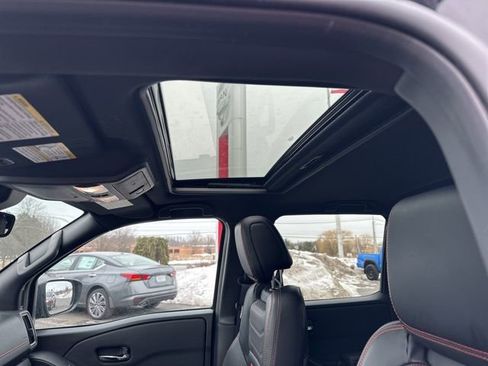 Certified 2025 Nissan Frontier PRO-4X w/ Pro Premium Package image 22