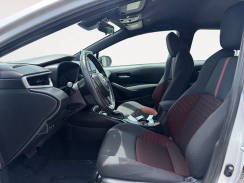 Certified 2026 Toyota Corolla SE w/ SE Package FWD image 9