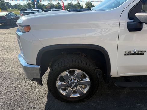 Used 2020 Chevrolet Silverado 2500 LTZ w/ LTZ Texas Edition AWD/4WD image 11