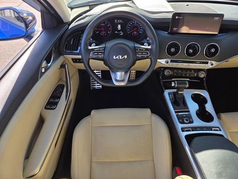 Used 2022 Kia Stinger GT1 image 12