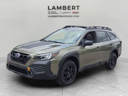 Used 2025 Subaru Outback Wilderness AWD/4WD image 1