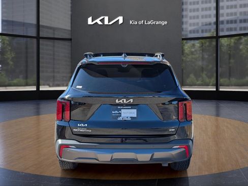 Used 2024 Kia Sorento SX Prestige w/ Sage Leather Package image 9