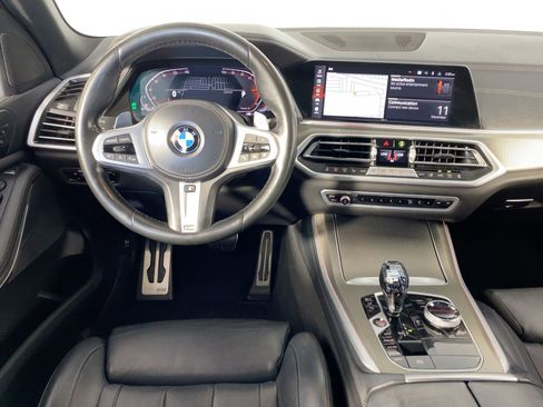 Used 2022 BMW X5 sDrive40i w/ M Sport Package image 4