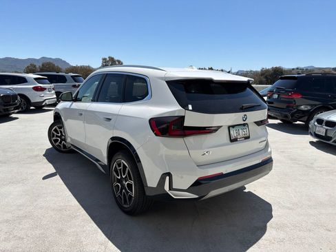 Certified 2023 BMW X1 xDrive28i w/ Premium Package AWD/4WD image 2