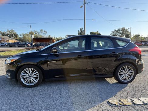 Used 2018 Ford Focus Titanium image 4