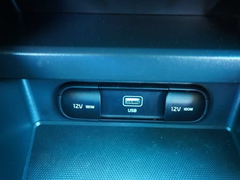 Used 2024 Kia Soul LX w/ Option Group 015 FWD image 33